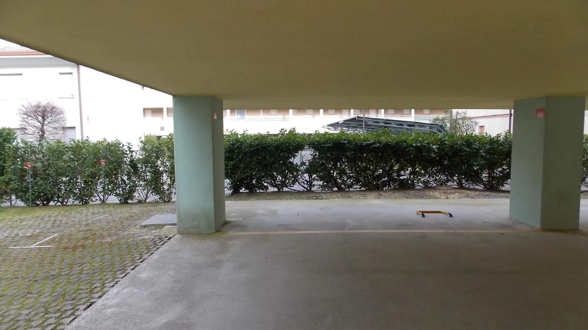 شقة Flat With Parking Only 100M From The Beach بيبيوني