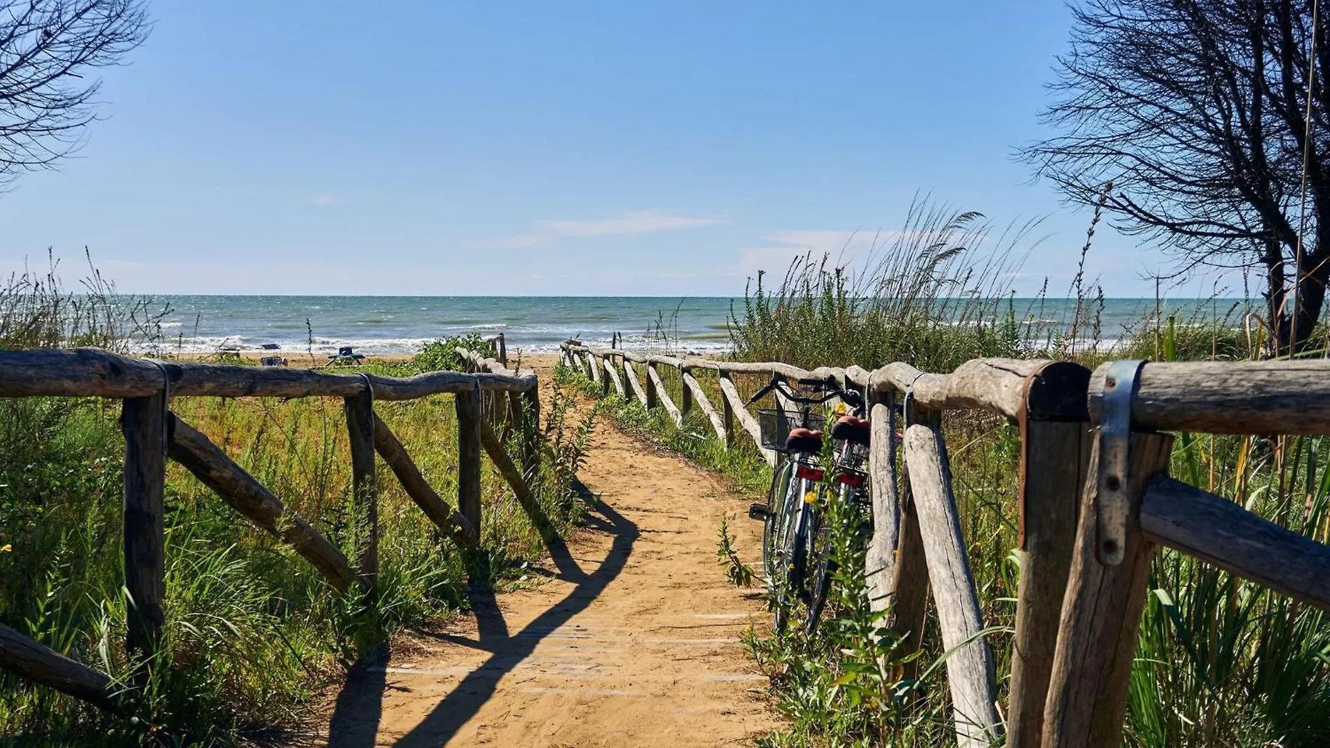 Flat With Parking Only 100M From The Beach Bibione Apartment